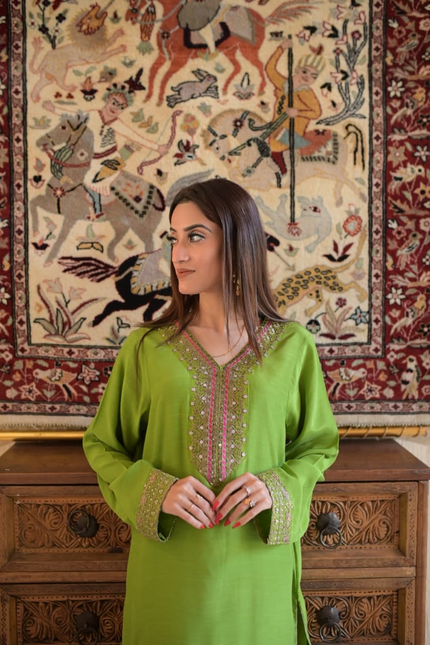 Premium Designer Wear - Thumbnail 3